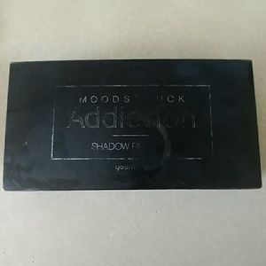 Younique Moodstruck #3 Shadow palette